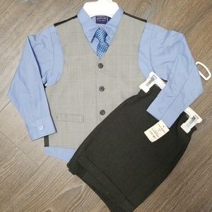 NWT Arrow 4 Piece Set: Pants, Shirt, Vest, & Tie